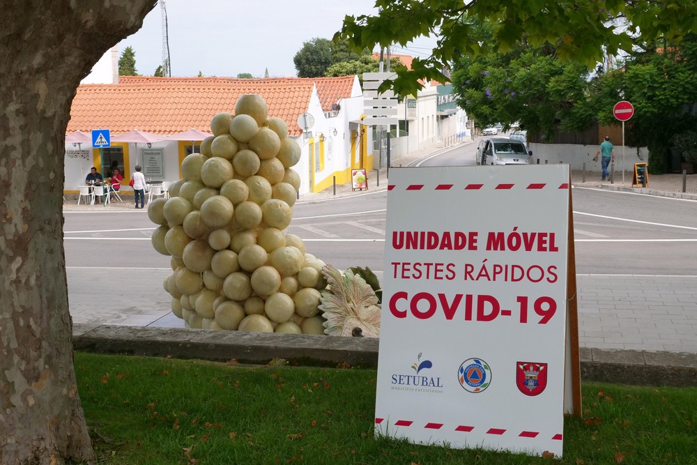 Unidade Móvel de Testes Rápidos Covid-19 | Azeitão