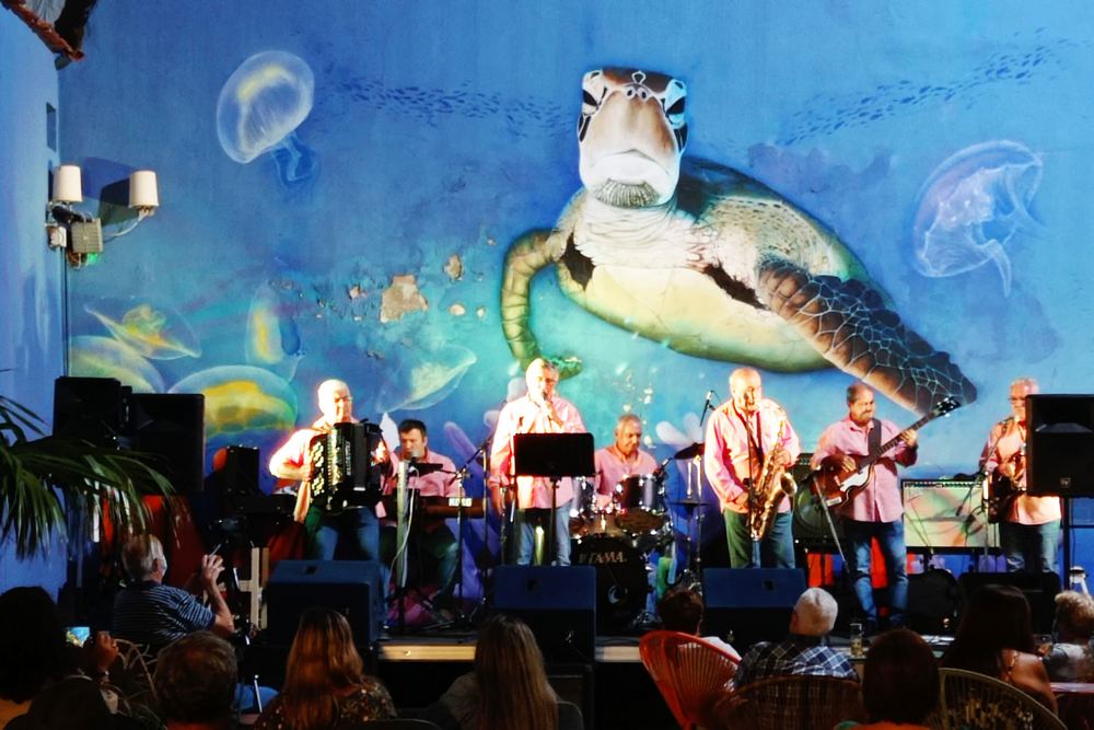 Casa da Baía | Concerto Os Massacotes