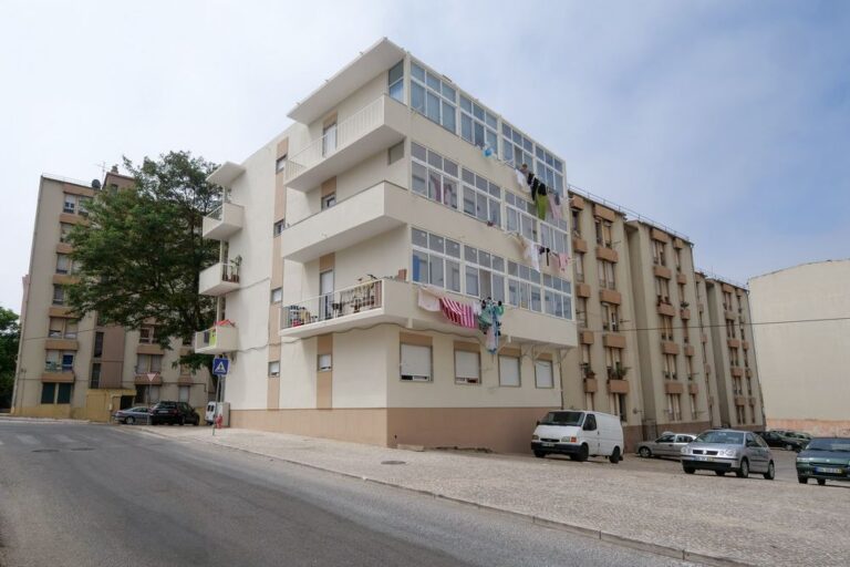 Reabilitação | edifício na Rua Álvaro Gomes