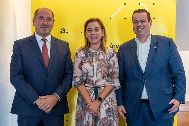 Conselho Metropolitano de Lisboa | Carla Tavares eleita presidente | Foto: Fernando Zarcos / CM Loures