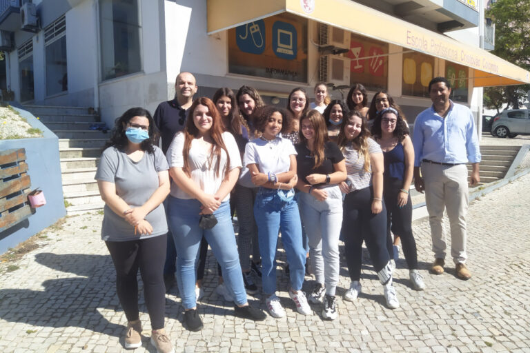 Escola Cristóvão Colombo | Foto da Junta de Freguesia de São Sebastião