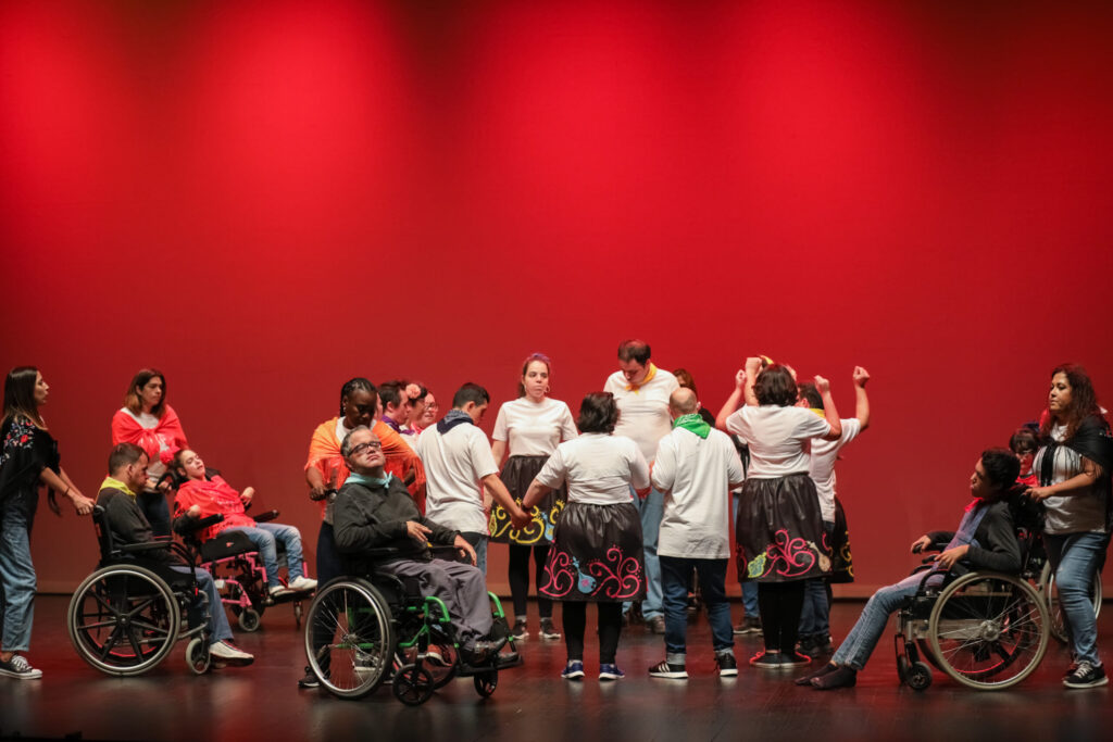 a Semana Temática das Deficiências e Incapacidades 2021 contempla um programa extenso entre os dias 3 e 11 de dezembro