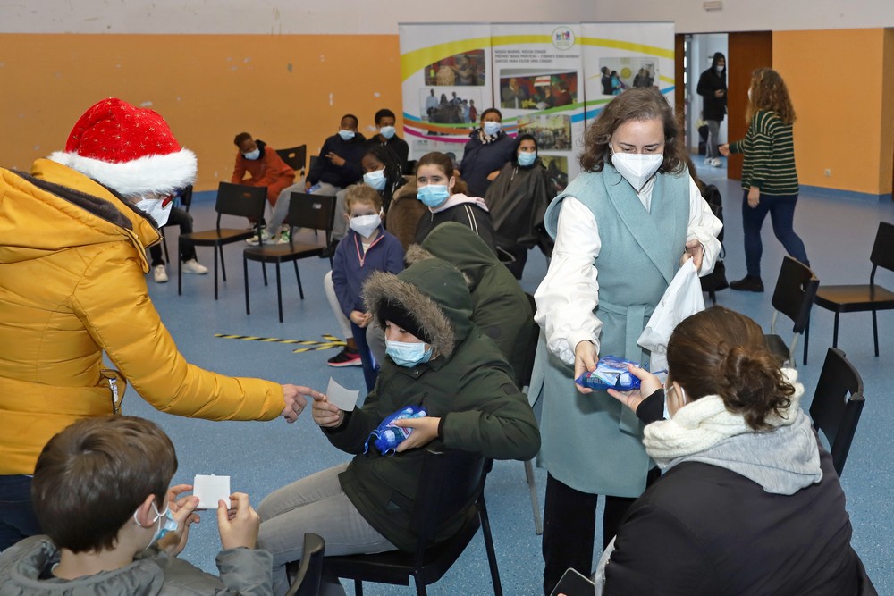 O Centro Multicultural acolheu duas sessões de higiene oral, proporcionadas pela candidatura “Oficinas de Organização e Ação", do Programa Bairros Saudáveis, e pelo projeto Férias no Bairro, integrado no programa municipal Nosso Bairro, Nossa Cidade.