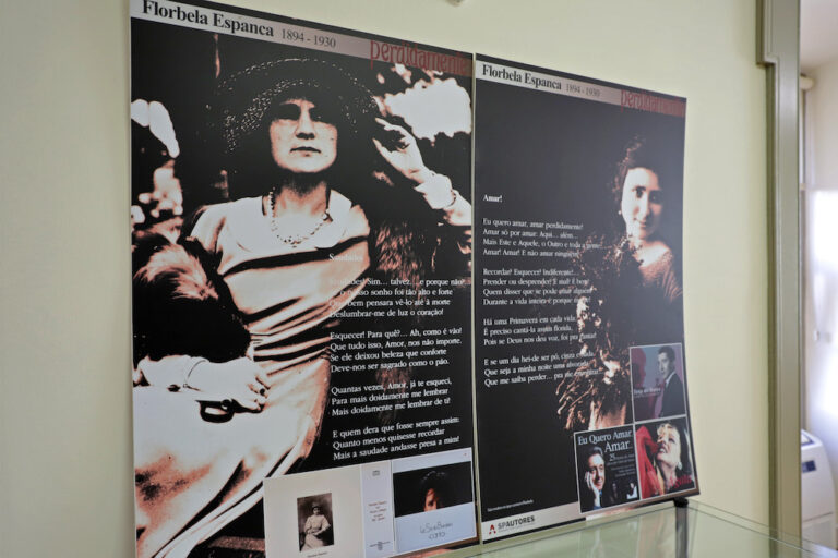 A exposição fotográfica e documental "Perdidamente", de homenagem a Florbela Espanca está patente entre os dias 2 e 31 de dezembro, na Biblioteca Pública Municipal