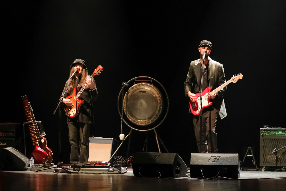 Concerto de apresentação do disco 'O Místico Orfeão Sónico de Um Corpo Estranho e Saturnia' no Fórum Luísa Todi