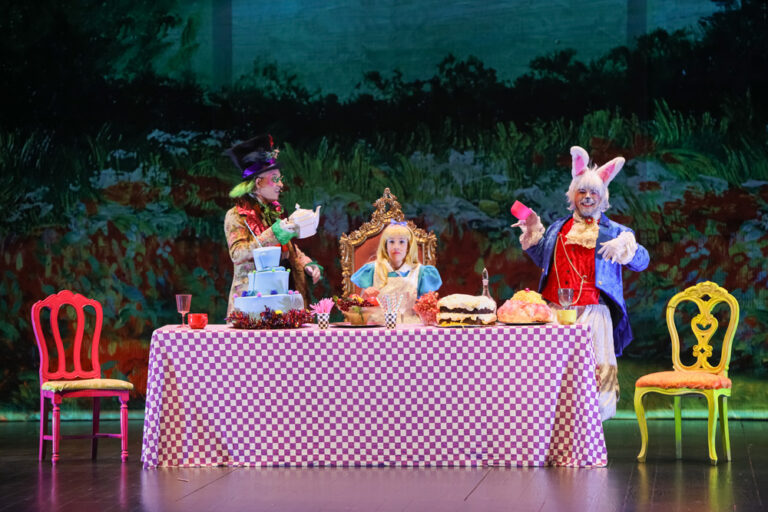 Bambolinices | "Alice no País das Maravilhas"