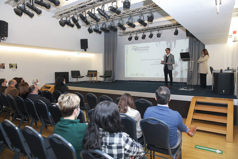 Formação + Próxima | sessão de apresentação