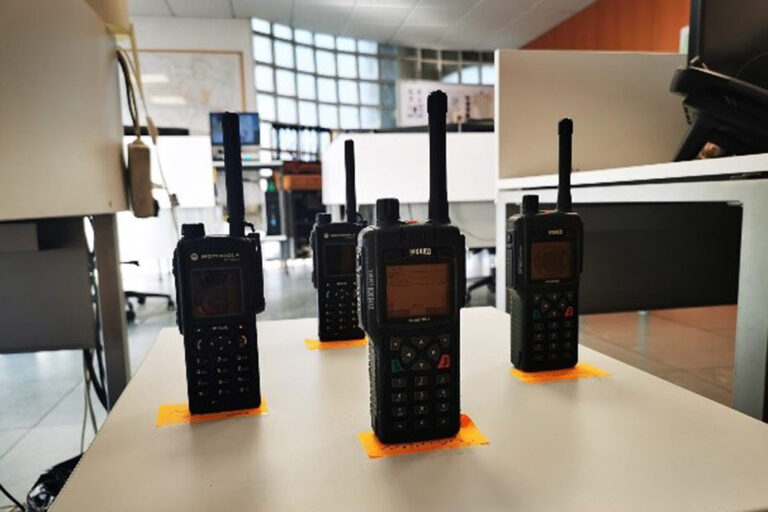 Comunicações por rádios SIRESP