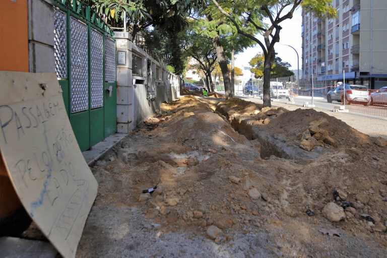 Ruas dos Arcos e Jorge de Sousa