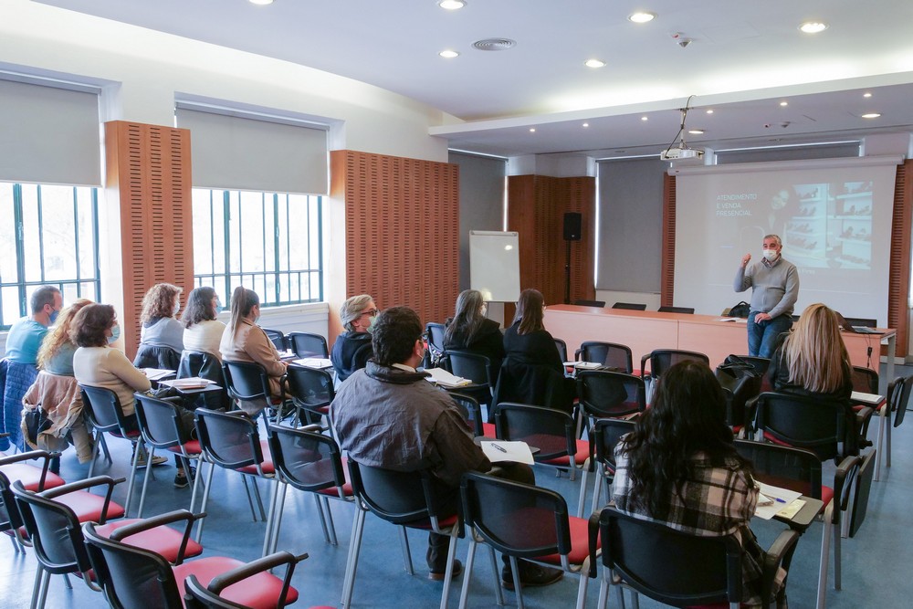 Atendimento Presencial de Vendas - ação de formação Mercado do Livramento - plano de formação 2022 para tecido empresarial do concelho de Setúbal