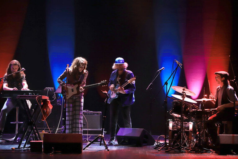 Concerto de Joan as Police Woman | Março Mulher 2022