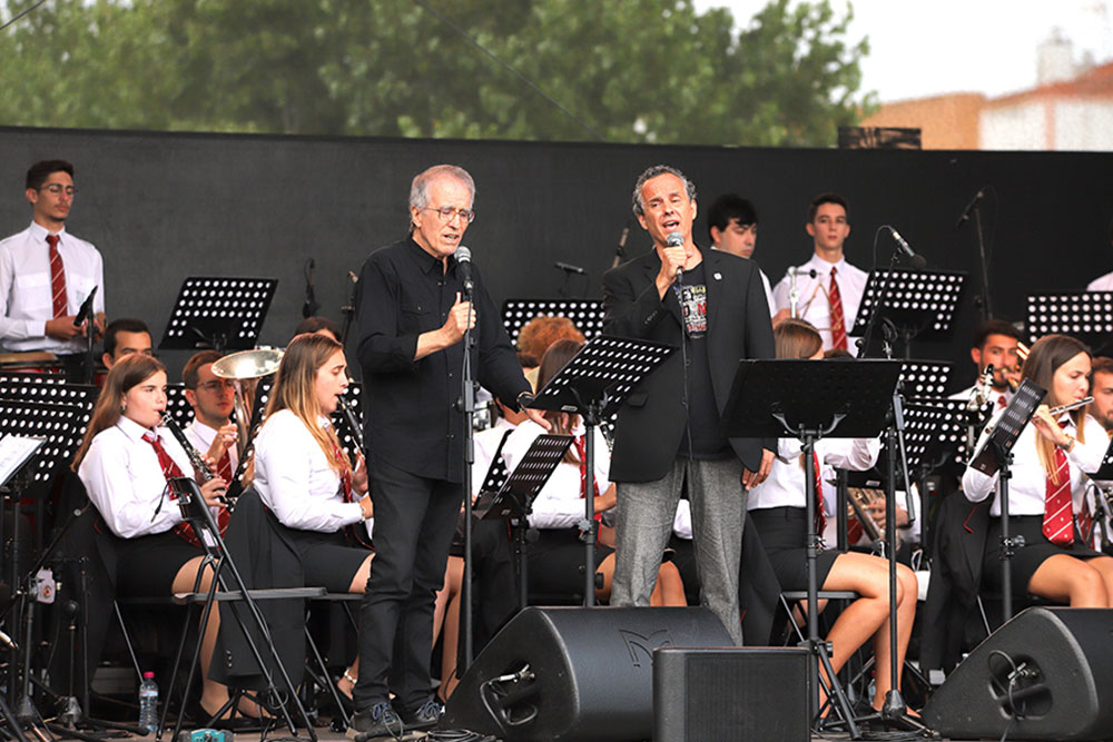 Francisco Fanhais, João Afonso e Banda Filarmónica da Sociedade Musical Fraternidade Operária Grandolense | Comemorações dos 48 Anos do 25 de Abril