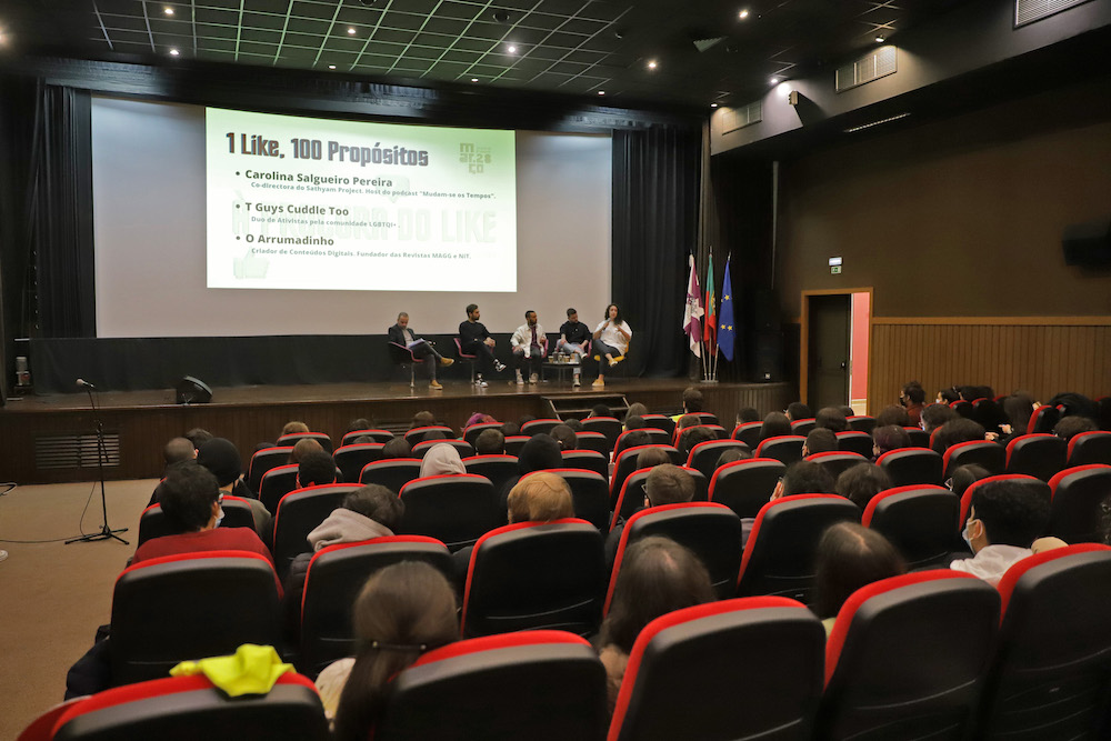 "À Procura do Like!" | Mês da Juventude m@rço.28