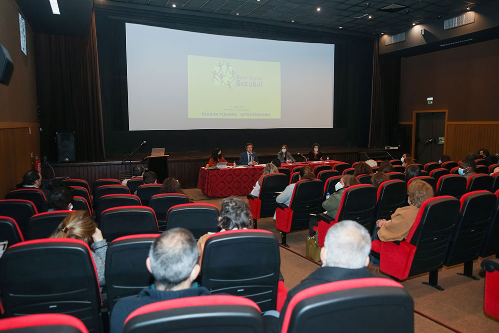 Apoio aos refugiados da guerra na Ucrânia - Reunião plenária extraordinária do Conselho Local de Ação Social de Setúbal (CLAS)