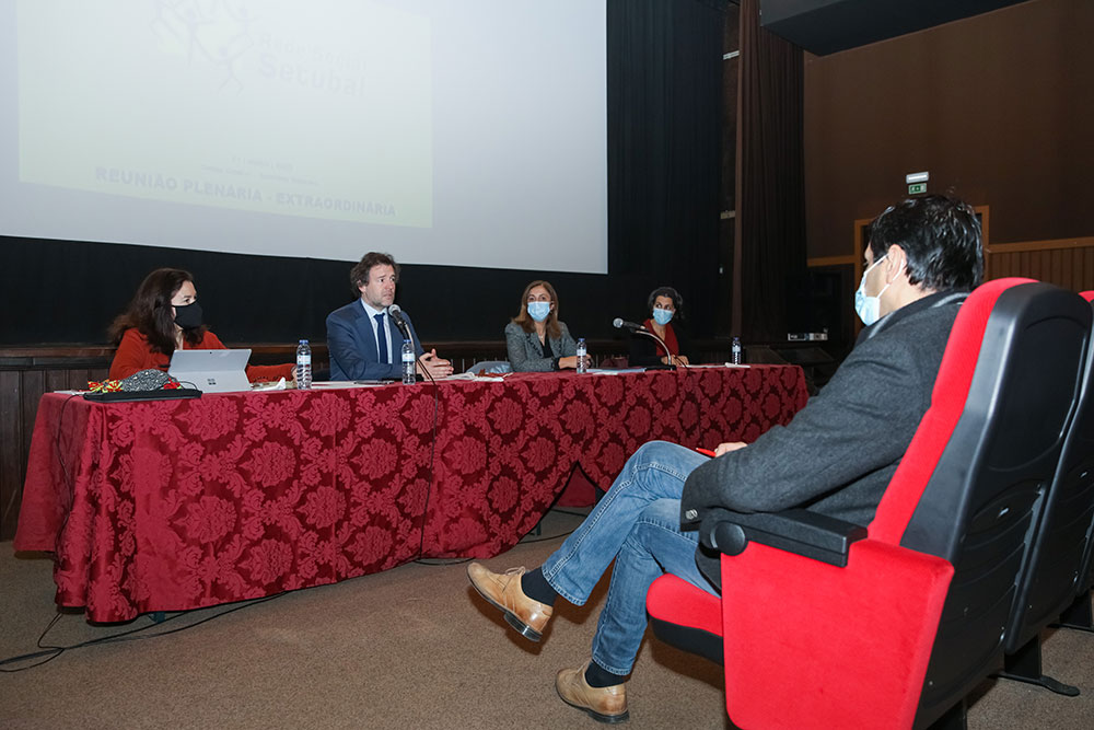 Apoio aos refugiados da guerra na Ucrânia - Reunião plenária extraordinária do Conselho Local de Ação Social de Setúbal (CLAS)