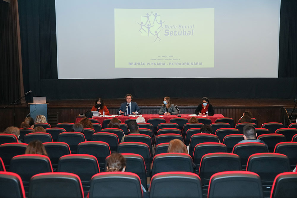Apoio aos refugiados da guerra na Ucrânia - Reunião plenária extraordinária do Conselho Local de Ação Social de Setúbal (CLAS)
