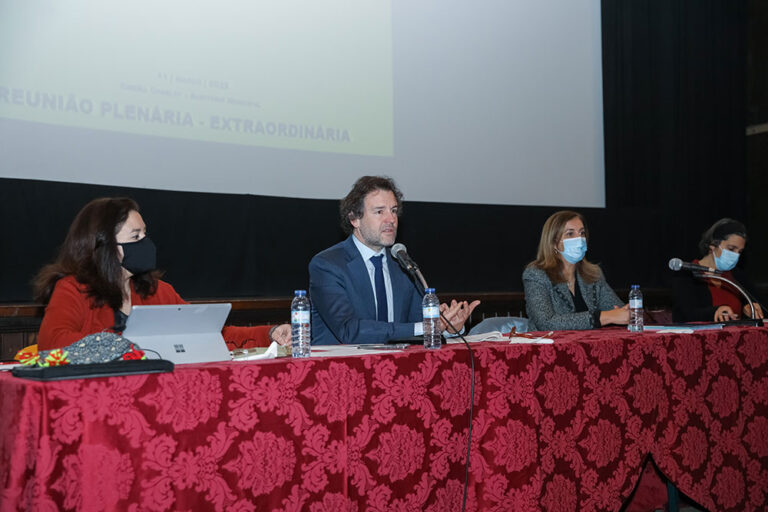 Apoio aos refugiados da guerra na Ucrânia - Reunião plenária extraordinária do Conselho Local de Ação Social de Setúbal (CLAS)