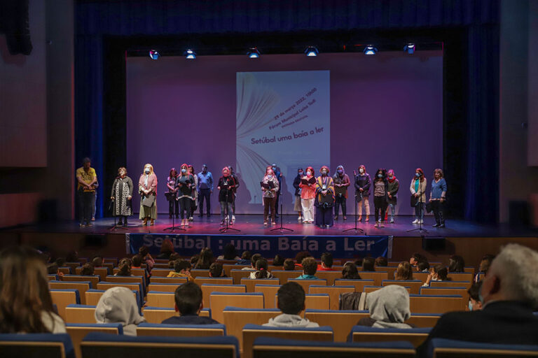 Setúbal - Uma Baía a Ler - Fórum Municipal Luísa Todi
