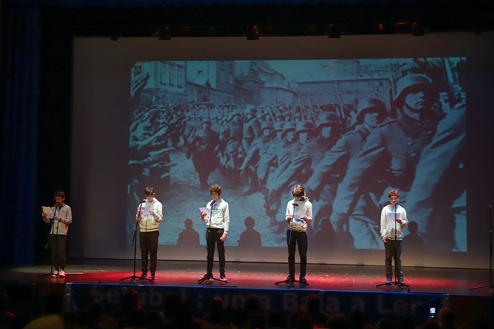 Setúbal - Uma Baía a Ler - Fórum Municipal Luísa Todi