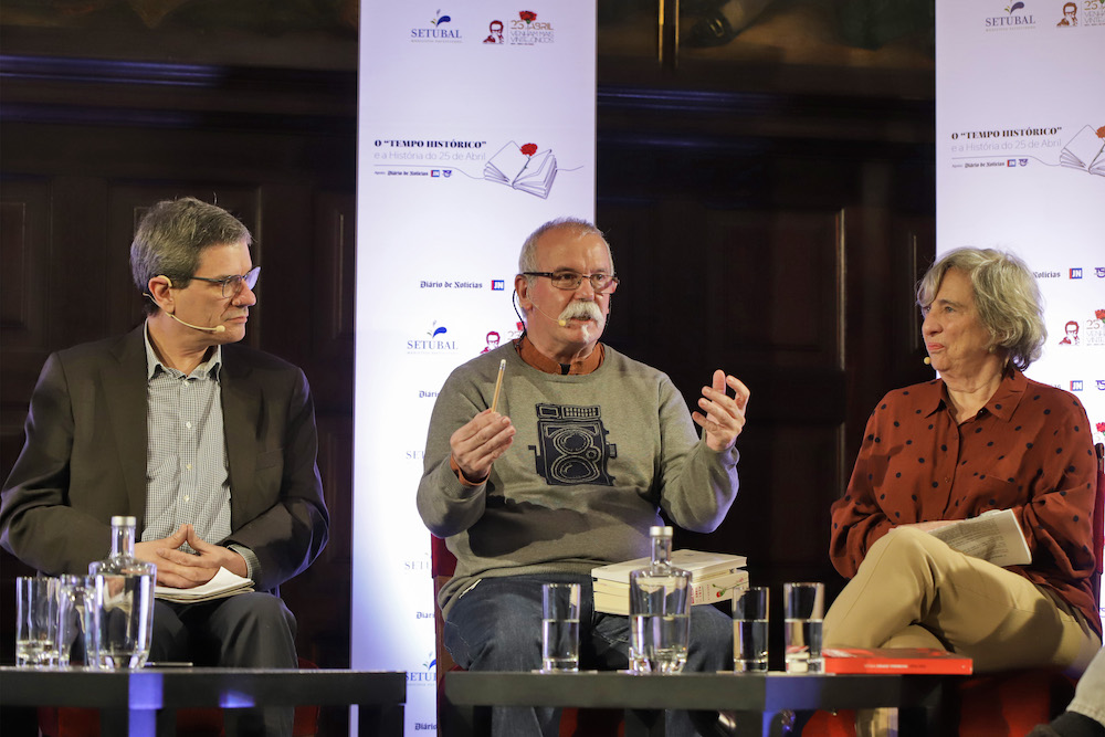 Comemorações 48 anos do 25 de Abril | Debate "O tempo histórico e a história do 25 de Abril"