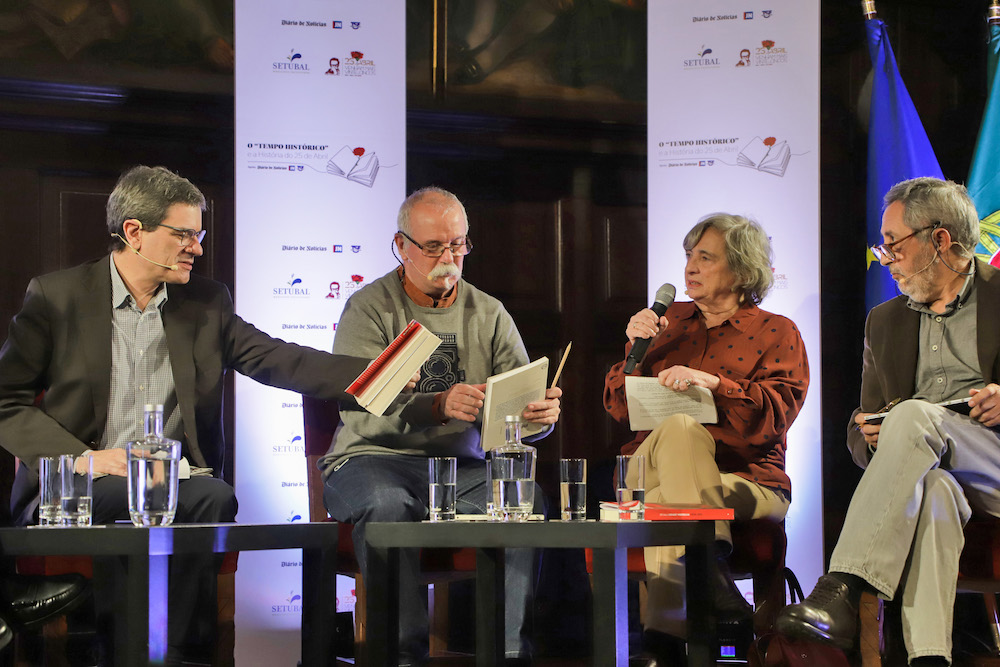 Comemorações 48 anos do 25 de Abril | Debate "O tempo histórico e a história do 25 de Abril"