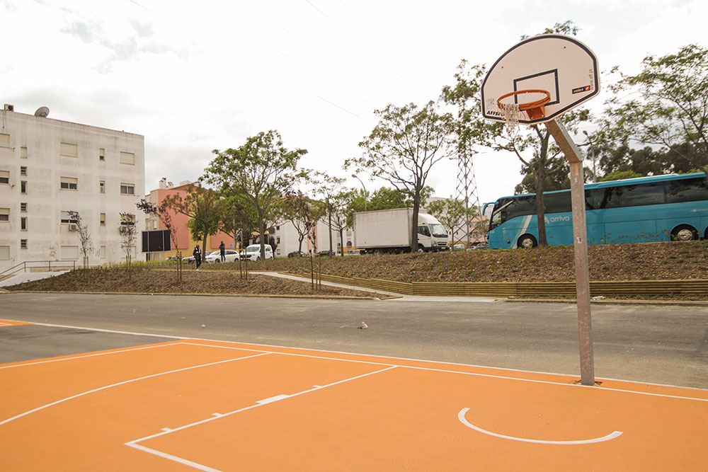 Requalificação de espaços verdes na Rua 8 de Maio de 1928 | Vale do Cobro