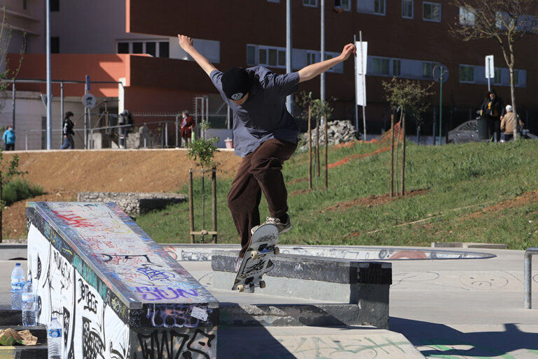 Março.28 - Bloc Party