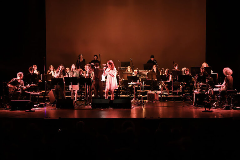 Festival de Música de Setúbal - A Garota Não - Fórum Luísa Todi