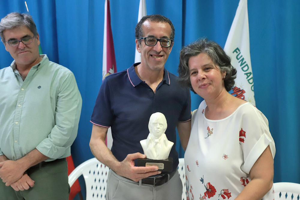 Vice-presidente da Câmara Municipal, Carla Guerreiro, nas celebrações do 29.º aniversário do Núcleo dos Amigos do Bairro Santos Nicolau.