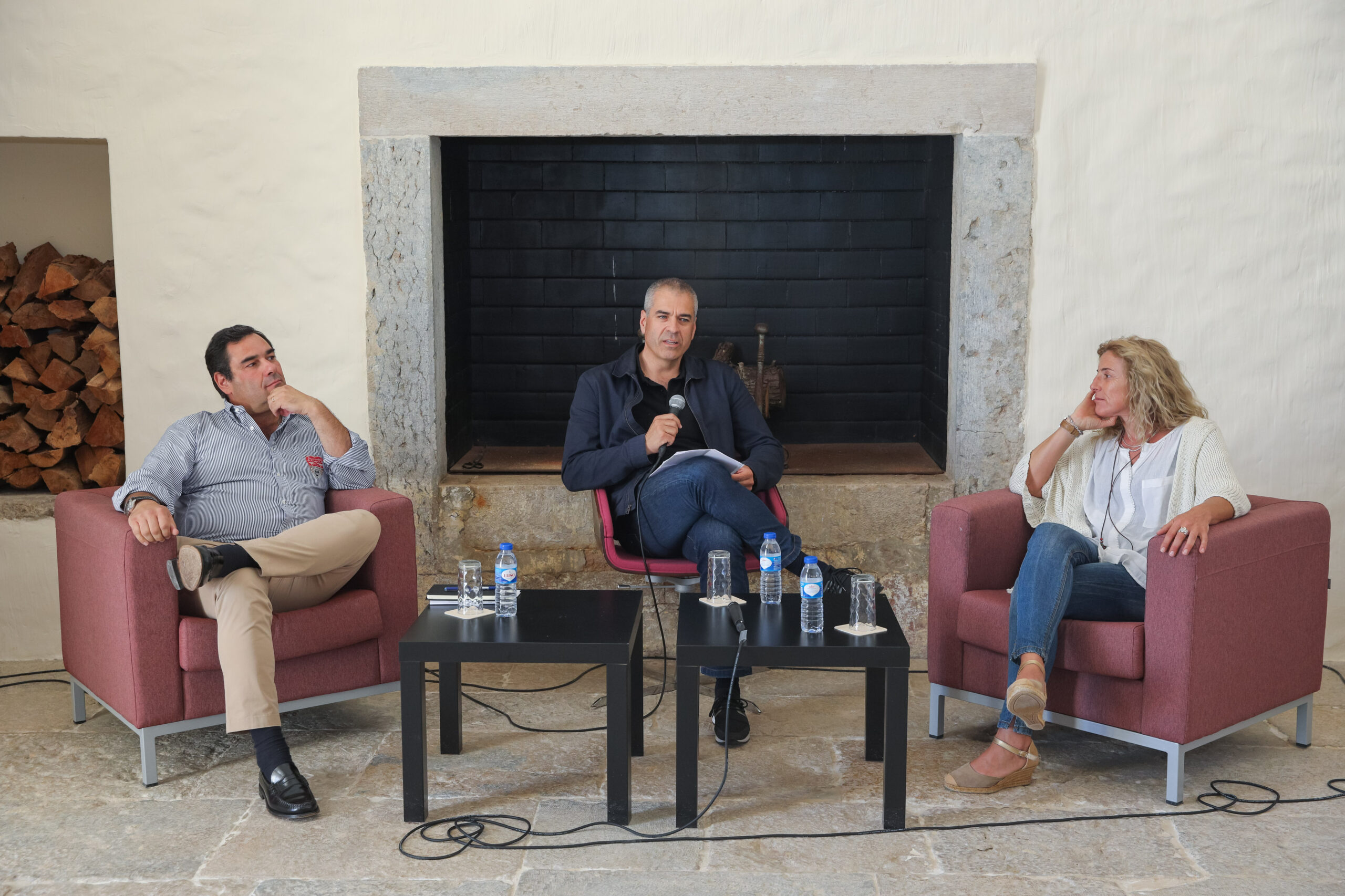 Futebol feminino à conversa no Forte de Albarquel