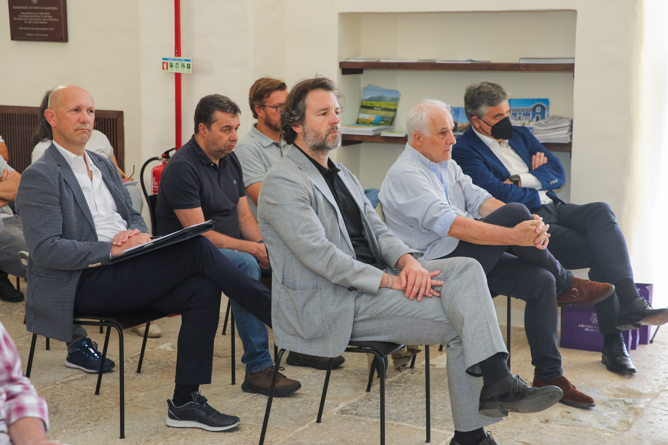 Futebol feminino à conversa no Forte de Albarquel