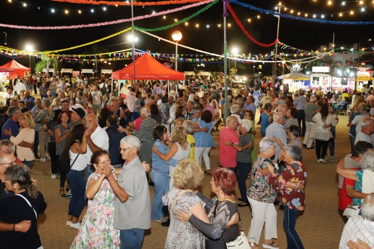 Festa no Parque - CCDBA - Parque do Morango - abertura - desporto e baile