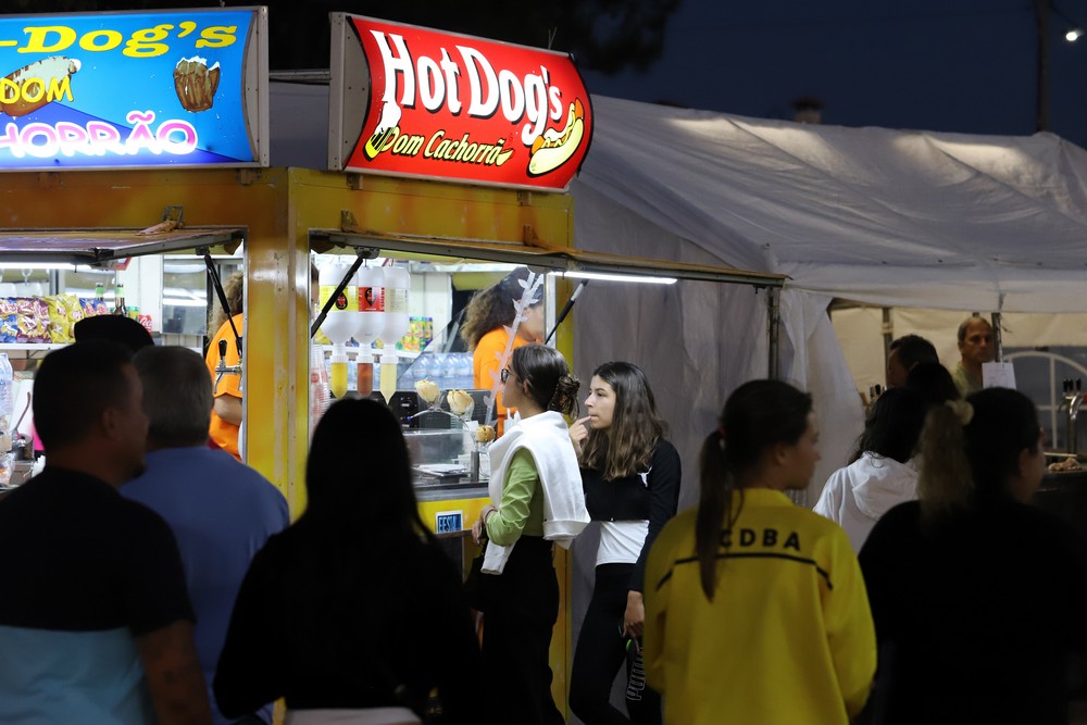 Festa no Parque - CCDBA - Parque do Morango - abertura - desporto e baile