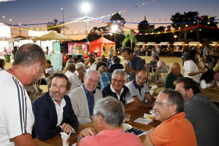 Festa no Parque - CCDBA - Parque do Morango - abertura - desporto e baile