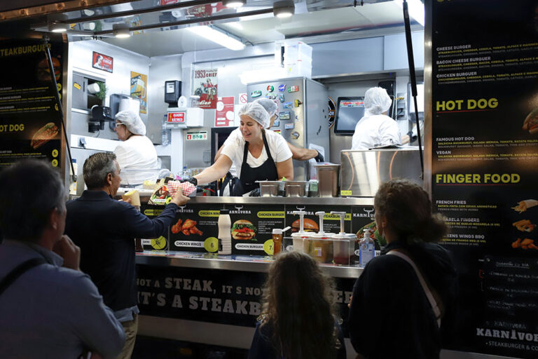 Street Food Portugal Tour - Largo José Afonso