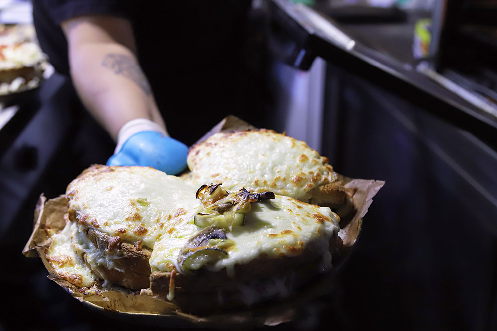 Street Food Portugal Tour - Largo José Afonso