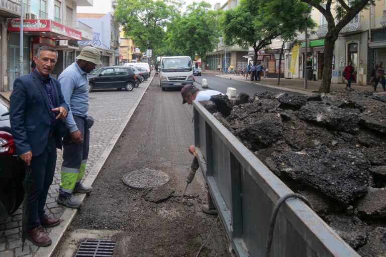 Plano de repavimentações no concelho. Vereador Carlos Rabaçal.