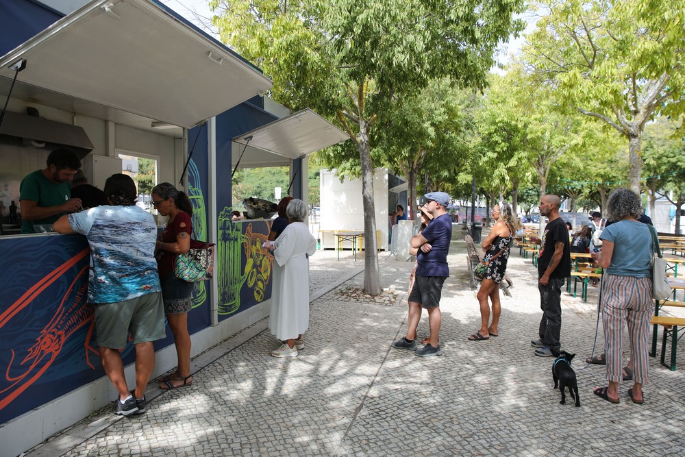 Primeira edição da Festa do Mar, no Largo José Afonso.