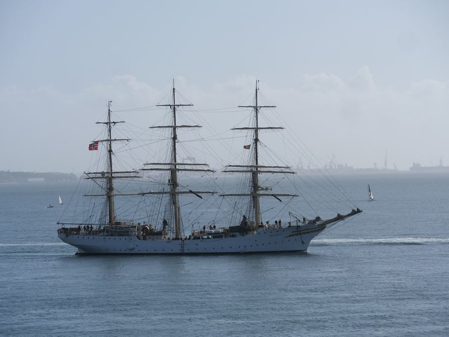 Semana do Mar - partida dos navios
