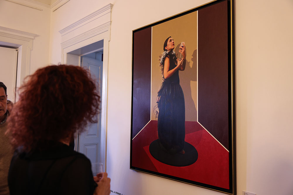 Inauguração da exposição A Arte e o Néctar da Vida, que reúne trabalhos de oito pintores e textos de oito pensadores na Galeria Municipal do Banco de Portugal.