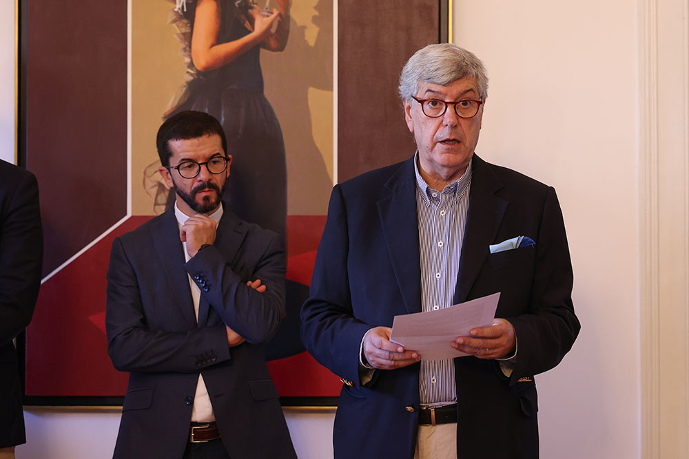 Inauguração da exposição A Arte e o Néctar da Vida, que reúne trabalhos de oito pintores e textos de oito pensadores na Galeria Municipal do Banco de Portugal.