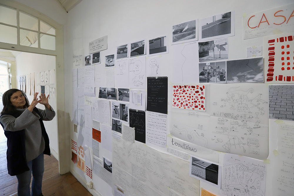 Natal de Papel - exposição com visita de escolas - Casa da Avenida