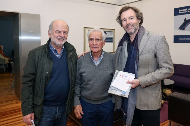 O Tipógrafo - lançamento de livro sobre a profissão de tipógrafo na antiga reprografia do Orfanato Municipal de Setúbal - Casa da Baía