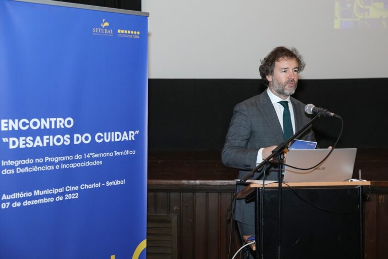 Vereador Pedro Pina no encontro “Desafios do Cuidar”, organizado no âmbito da 14.ª Semana Temática das Deficiências e Incapacidades.