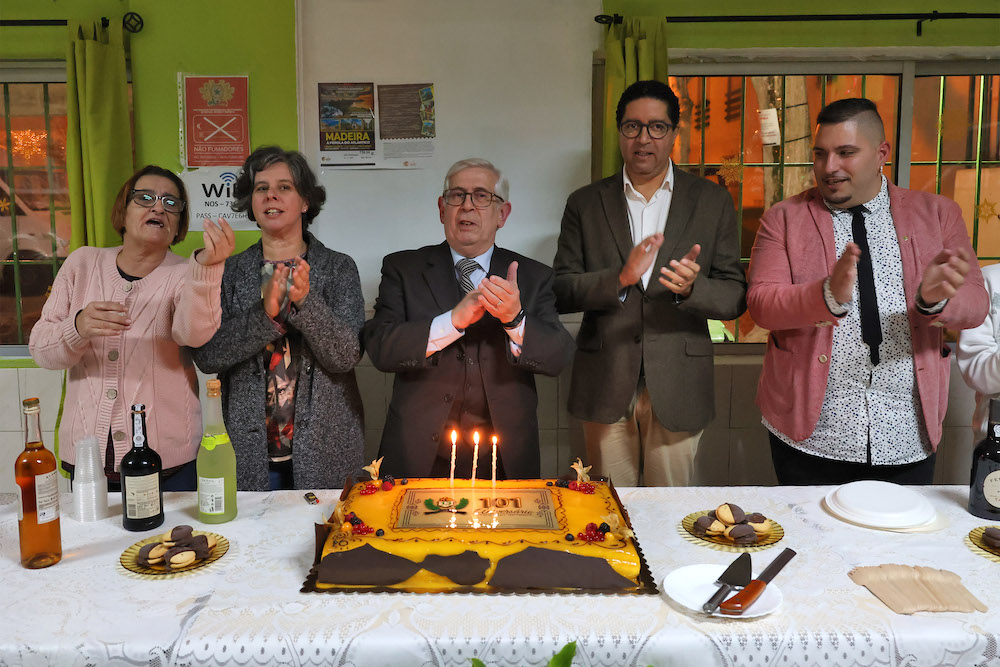 Vice-presidente da Câmara, Carla Guerreiro, e presidente da Junta de Freguesia de São Sebastião, Nuno Costa, nas comemorações do 101.º aniversário do Grupo Desportivo Setubalense “Os 13”.