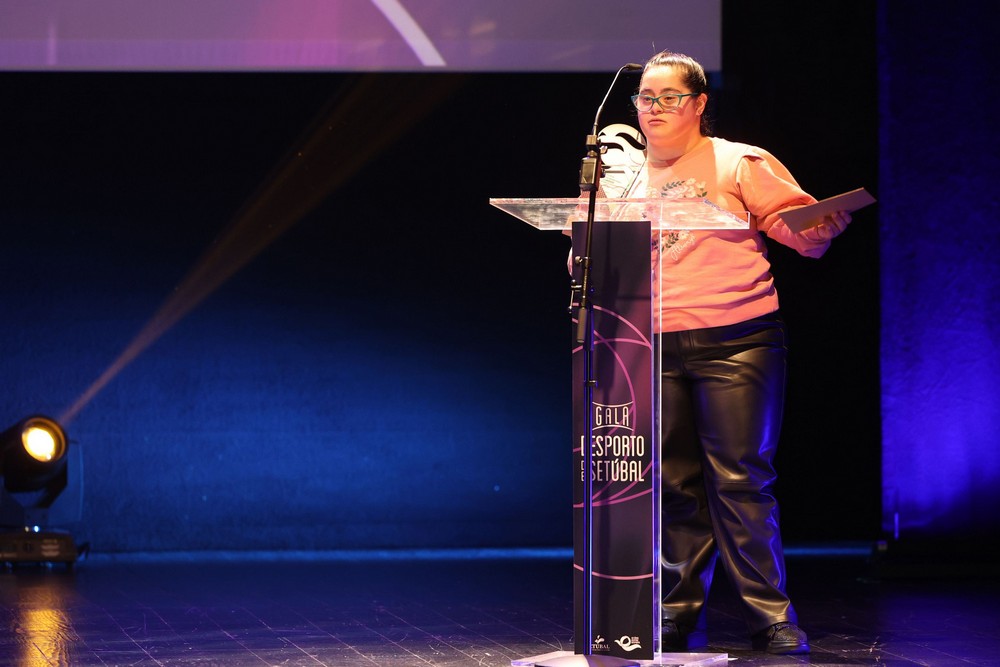 Beatriz Bastos, basquetebolista do Scalipus Clube de Setúbal, recebeu o Prémio Atleta de Desporto Adaptado feminino na sétima Gala do Desporto de Setúbal.