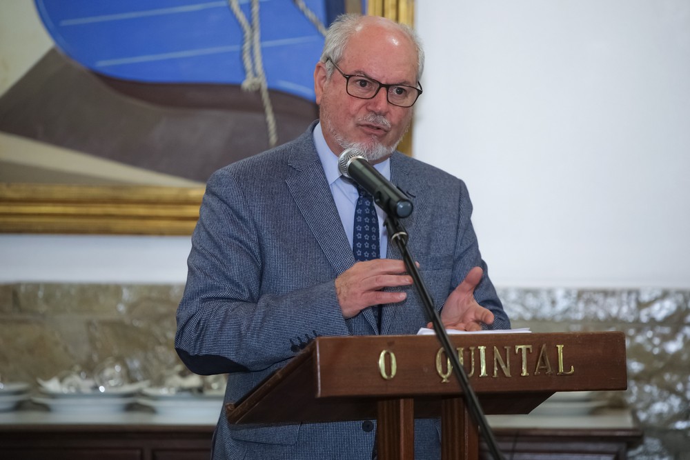 Presidente da Câmara, André Martins, discursa no jantar-conferência do Rotary Club de Setúbal.