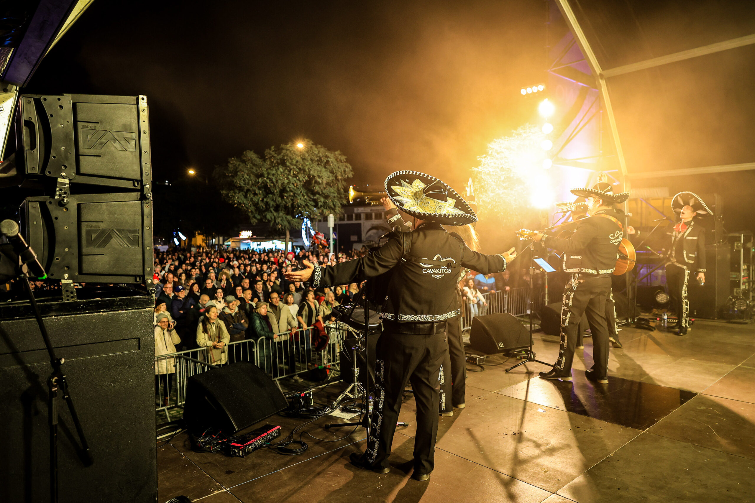 Fim de Ano Azul - Passagem de Ano 2022-2023 - Los Cavakitos