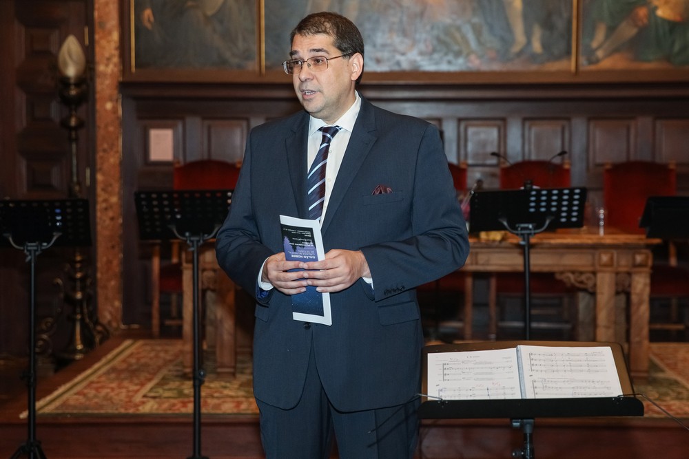 Polaris Solar Ensemble apresenta-se em concerto