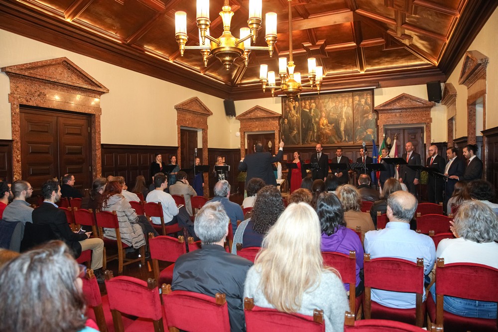 Polaris Solar Ensemble apresenta-se em concerto